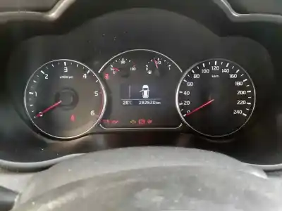 Veículo de Sucata kia carens ( ) concept do ano 2013 alimentado d4fd