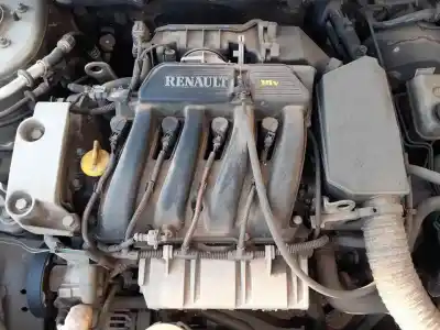 Scrapping Vehicle renault laguna (b56) 1.6 16v rt of the year 1999 powered k4m
