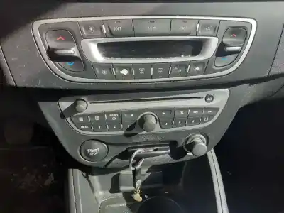 Scrapping Vehicle renault fluence 1.5 dynamique [1.5 ltr. - 78 kw dci diesel] of the year 2010 powered k9kg8