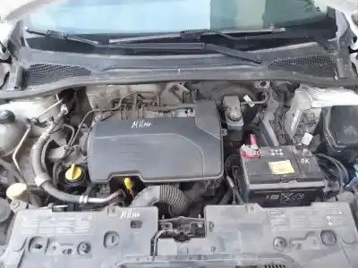 Veículo de Sucata renault clio iv authentique do ano 2014 alimentado d4fd7