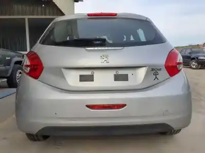 Veículo de Sucata peugeot 208 business line do ano 2014 alimentado 8h01 / 8hr