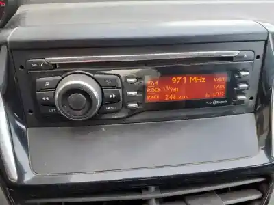 Veículo de Sucata peugeot 208 business line do ano 2014 alimentado 8h01 / 8hr