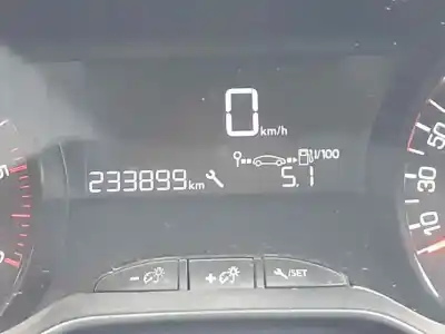 Veículo de Sucata peugeot 208 business line do ano 2014 alimentado 8h01 / 8hr