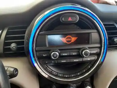 Veículo de Sucata mini mini (f56) one d do ano 2017 alimentado b37c15a