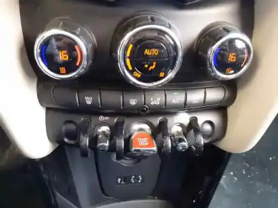 Veículo de Sucata mini mini (f56) one d do ano 2017 alimentado b37c15a