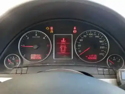 Veículo de Sucata audi a4 avant (8e) 2.0 tdi do ano 2007 alimentado bre