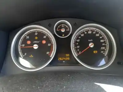 Veículo de Sucata opel astra gtc cosmo do ano 2005 alimentado z19dt