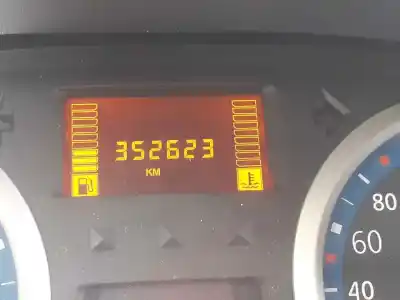 Veicolo di demolizione renault clio ii fase ii (b/cb0) confort expression dell'anno 2005 alimentato k9ka7