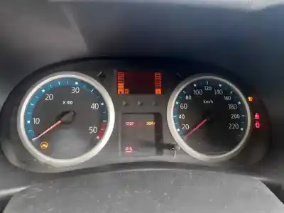 Veicolo di demolizione renault clio ii fase ii (b/cb0) confort expression dell'anno 2005 alimentato k9ka7