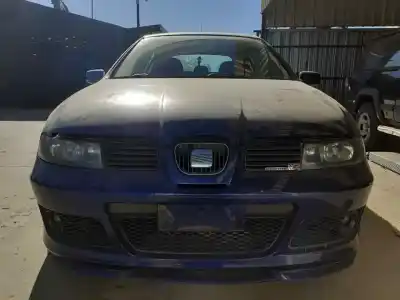 Здавання транспортного засобу seat leon (1m1) signo року 2002 потужний bcb