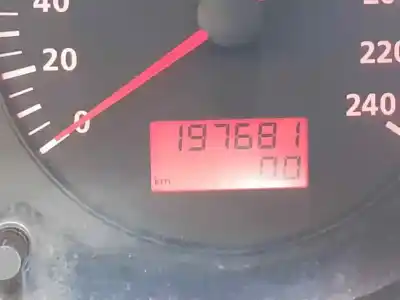 Здавання транспортного засобу seat leon (1m1) signo року 2002 потужний bcb