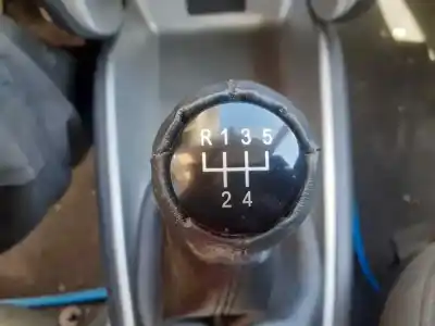 Здавання транспортного засобу seat leon (1m1) signo року 2002 потужний bcb