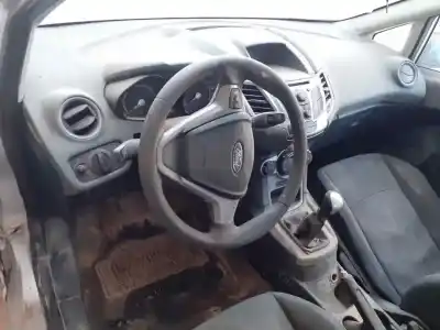 Veículo de Sucata ford fiesta (cb1) trend do ano 2010 alimentado f6jd