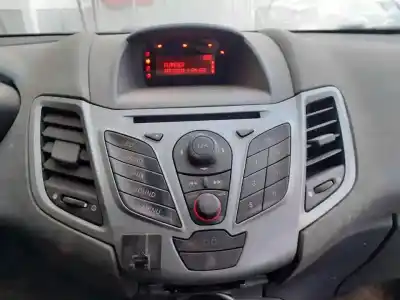 Veículo de Sucata ford fiesta (cb1) trend do ano 2010 alimentado f6jd