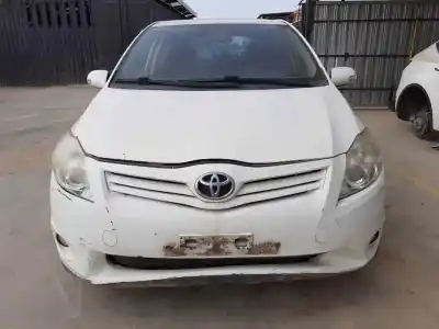Veículo de Sucata toyota auris active do ano 2011 alimentado 1ndtv