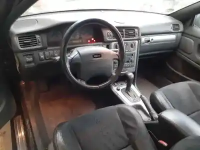 Здавання транспортного засобу volvo c70 cabriolet 2.4 t року 2001 потужний b5244t