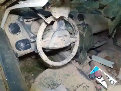 Veículo de Sucata seat ibiza (6j5) reference do ano 2012 alimentado cgg