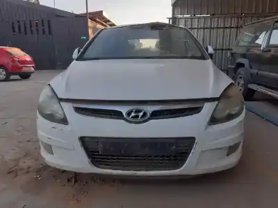 Veículo de Sucata HYUNDAI I30 Comfort do ano 2010 alimentado D4FB