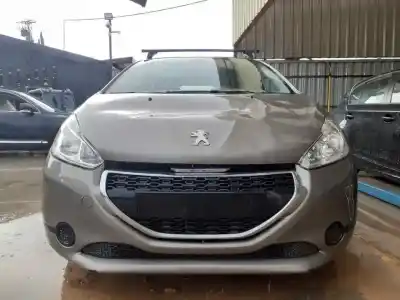 Veículo de Sucata peugeot 208 active do ano 2013 alimentado 