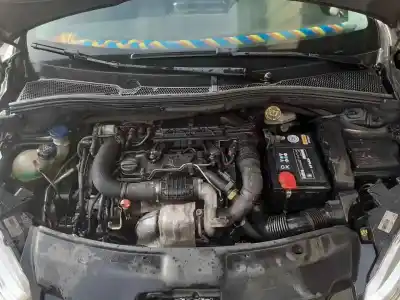 Veículo de Sucata peugeot 208 active do ano 2013 alimentado 