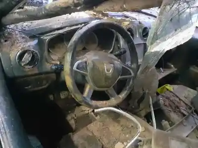 Veículo de Sucata dacia sandero stepway do ano 2018 alimentado h4b4