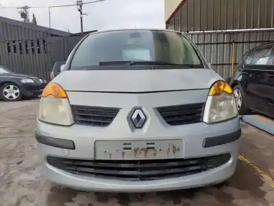 Véhicule à la ferraille RENAULT MODUS  de l'année 2005 alimenté K9KJ7