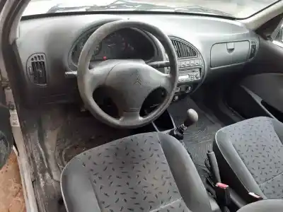 Veicolo di demolizione citroen saxo 1.1 seduction dell'anno 2002 alimentato hfx