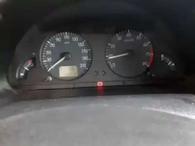 Veicolo di demolizione citroen saxo 1.1 seduction dell'anno 2002 alimentato hfx