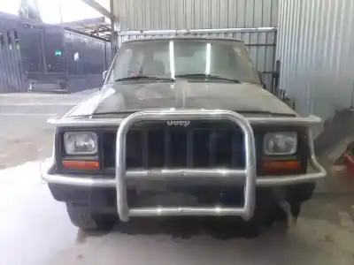 Véhicule à la ferraille CHRYSLER JEEP CHEROKEE (J)  de l'année 1997 alimenté M52