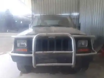 Veicolo di demolizione chrysler jeep cherokee (j) 2.5 td dell'anno 1997 alimentato m52