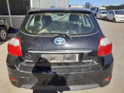 Veicolo di demolizione toyota auris hybrid active dell'anno 2011 alimentato 2zr