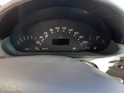 Sloopvoertuig mercedes-benz clase a (w168) 190 (168.032) van het jaar 2008 aangedreven 166990