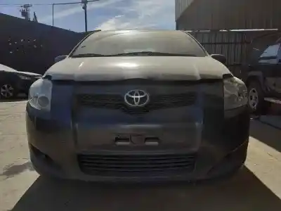 Здавання транспортного засобу toyota auris active року 2010 потужний 1nr