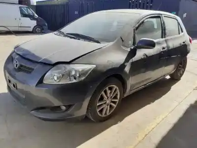 Здавання транспортного засобу toyota auris active року 2010 потужний 1nr