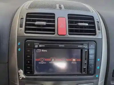 Здавання транспортного засобу toyota auris active року 2010 потужний 1nr