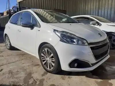 Здавання транспортного засобу peugeot 208 access року 2016 потужний bh02