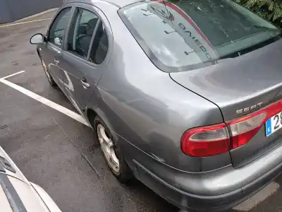 Veículo de Sucata seat toledo (1m2) signo do ano 1999 alimentado asz