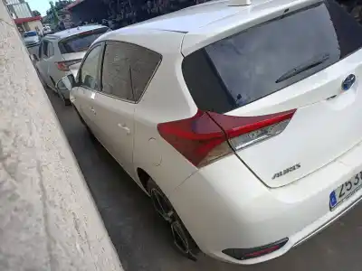 Veículo de Sucata toyota auris hybrid business do ano 2015 alimentado 2zr