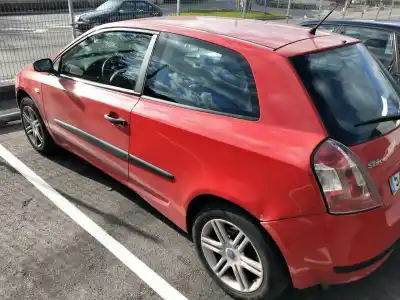 Vehicul casat fiat stilo (192) 1.9 jtd cat al anului 2001 alimentat 192a9000