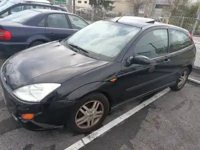 Veículo de Sucata FORD                                               FOCUS BERLINA (CAK)                                                                                                                                                                                                                                        Trend                                                                                                                                                                                                                                                      do ano 2000 alimentado EDDD