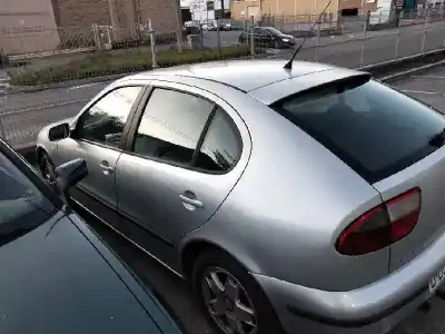 Sloopvoertuig seat                                               leon (1m1)                                                                                                                                                                                                                                                 signo                                                                                                                                                                                                                                                      van het jaar 2000 aangedreven ahf