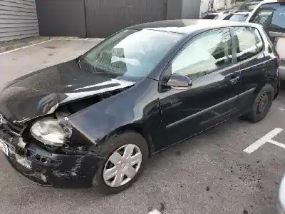 Sloopvoertuig VOLKSWAGEN GOLF V BERLINA (1K1) 1.9 TDI van het jaar 2003 aangedreven BKC
