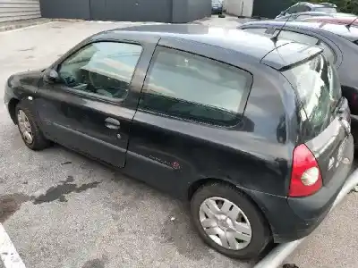 Vehicul casat renault                                            clio ii fase ii (b/cb0)                                                                                                                                                                                                                                    community                                                                                                                                                                                                                                                  al anului 2006 alimentat k9k v7