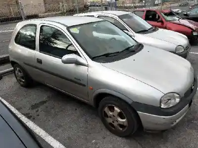 Veicolo di demolizione OPEL CORSA B Top 100 (E) dell'anno 1997 alimentato X17D