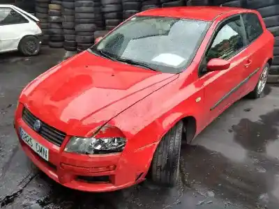 Vehículo de desguace FIAT                                               STILO (192)                                                                                                                                                                                                                                                1.8 16V CAT                                                                                                                                                                                                                                                del año 2003 con motor 192A4000