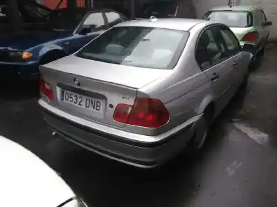 Sloopvoertuig bmw serie 3 berlina (e46) 320d van het jaar 1999 aangedreven 20-4d-1