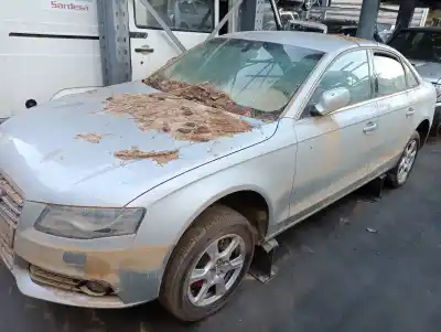 Verschrottungsfahrzeug AUDI A4 BERLINA (B8) 2.0 16V TDI des Jahres 2007 angetrieben CAG