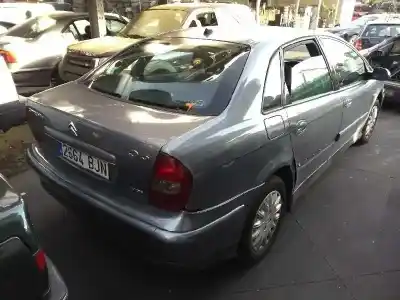 Veículo de Sucata citroen c5 berlina 2.0 hdi sx do ano 2001 alimentado rhz