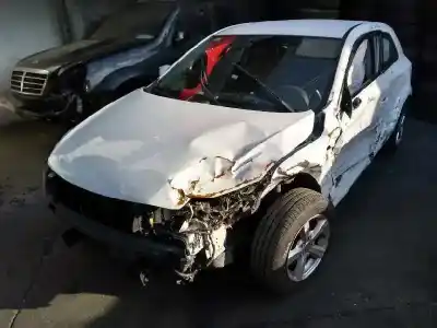 Veículo de Sucata KIA CEE´D Drive do ano 2009 alimentado D4FB