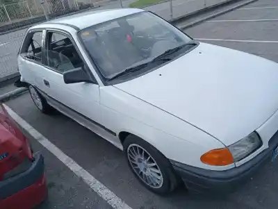Здавання транспортного засобу OPEL ASTRA F BERLINA GL року 1991 потужний C14NZ